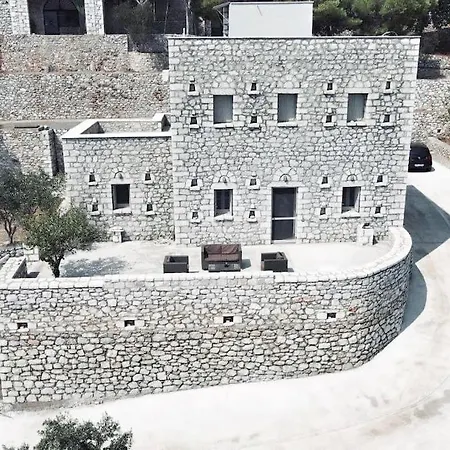 Prosilion Stone House Argilia