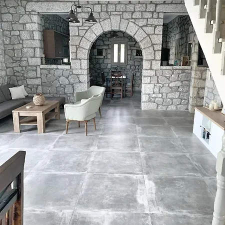 Prosilion Stone House * Argilia