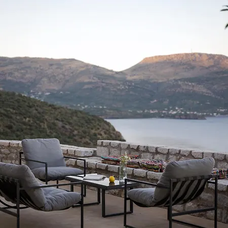 Prosilion Stone House * Argilia